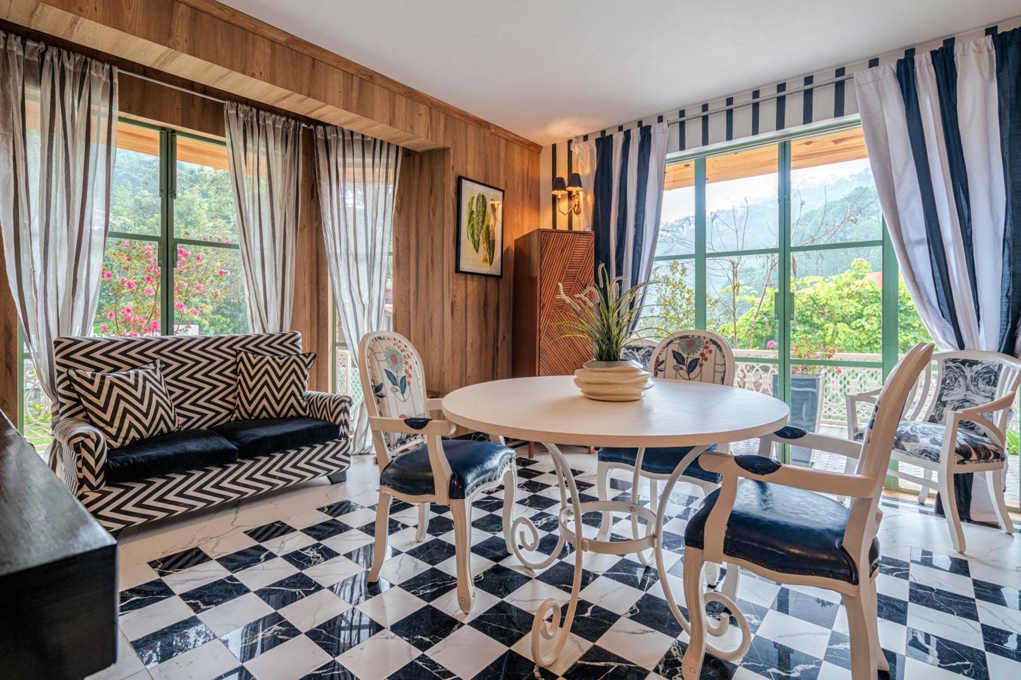 Casa Bhimtal Βίλα Εξωτερικό φωτογραφία